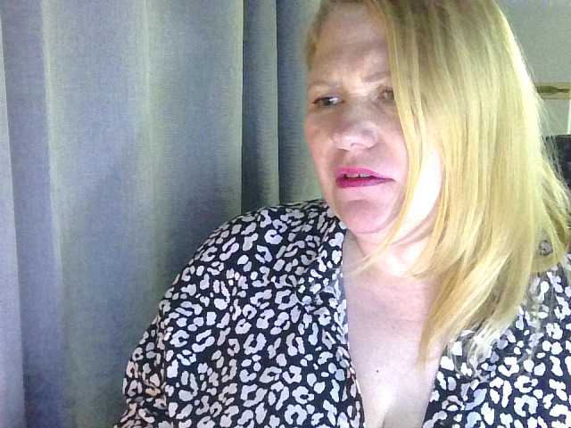 Kristina543210's BongaCams show and profile