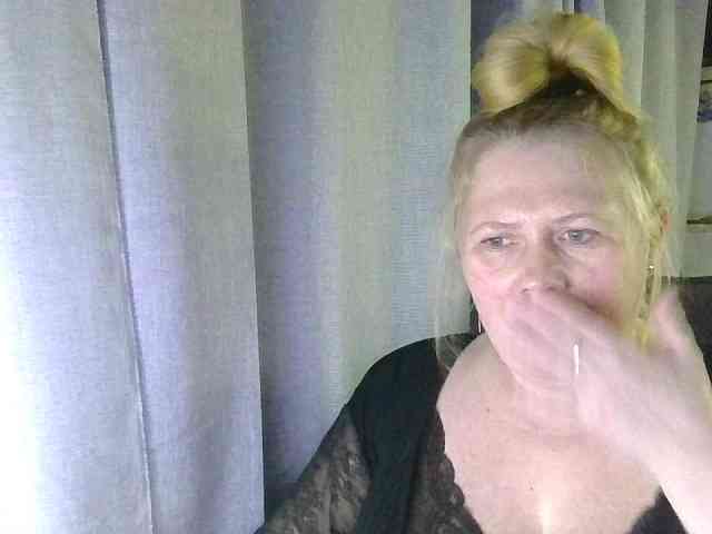 Kristina543210 webcam