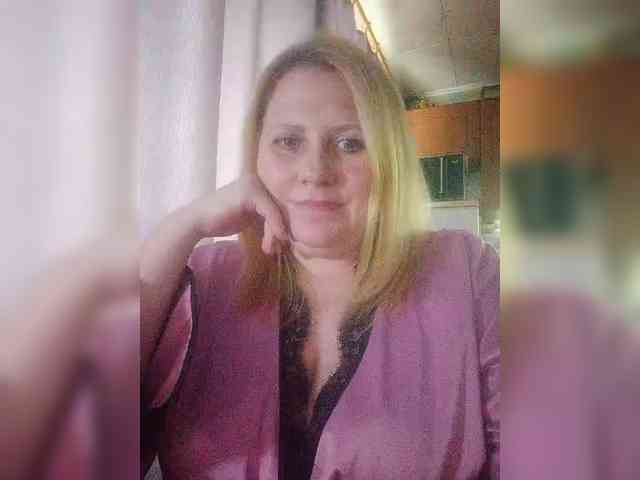 Kristina543210 webcam