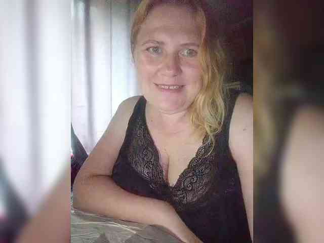 Kristina543210 webcam