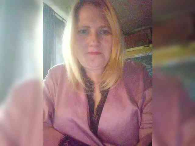 Kristina543210 webcam
