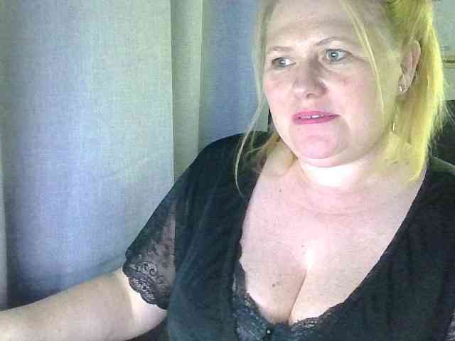 Kristina543210 webcam