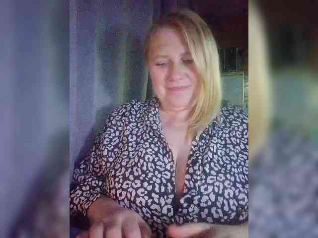 Kristina543210 webcam