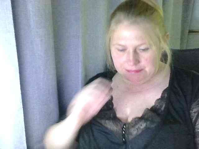 Kristina543210 webcam