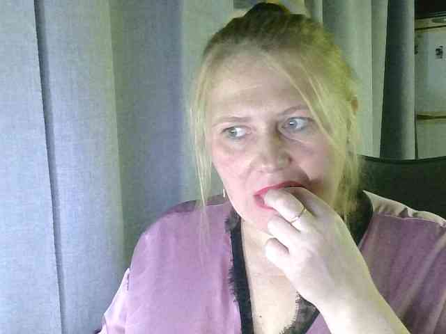 Kristina543210 webcam