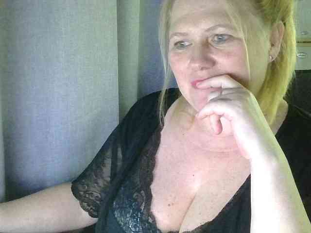 Kristina543210 webcam