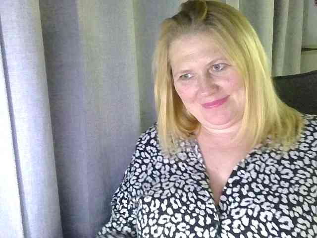 Kristina543210 webcam