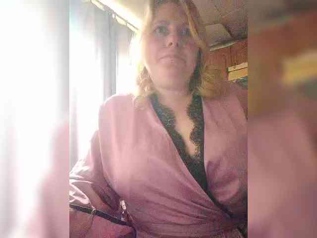 Kristina543210 webcam
