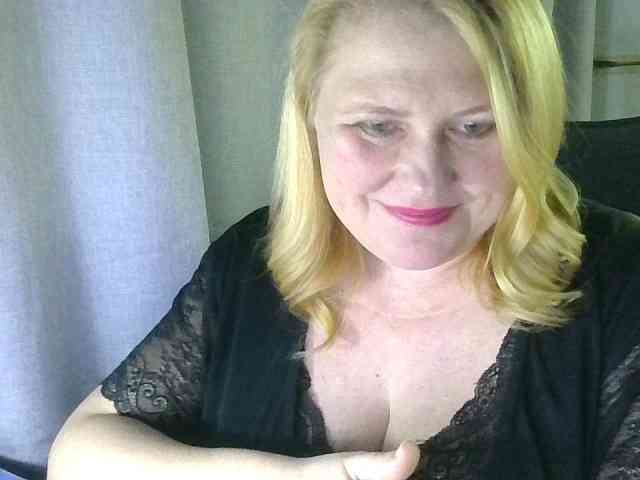 Kristina543210 webcam