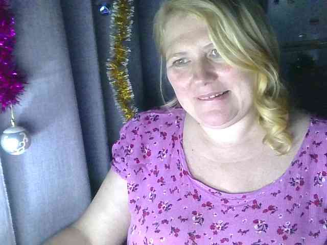 Kristina543210 webcam