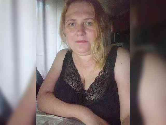 Kristina543210 webcam