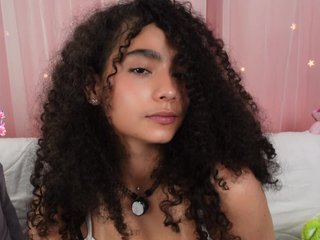 Victoria_Curly Porn Show