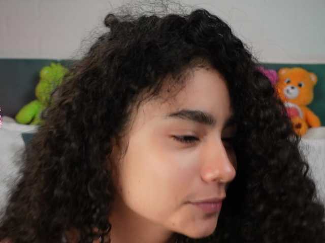 curlysexi's BongaCams show and profile