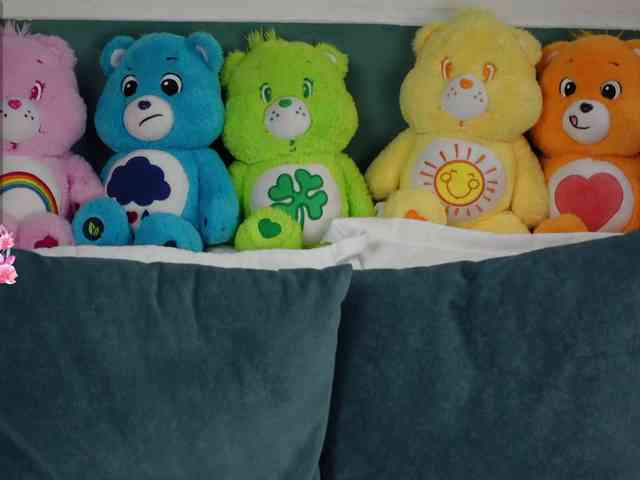 Victoria_Curly webcam