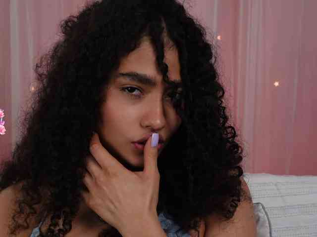 curlysexi bongacams