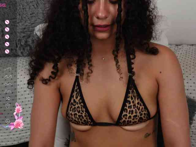 nude video chat Curlysexi