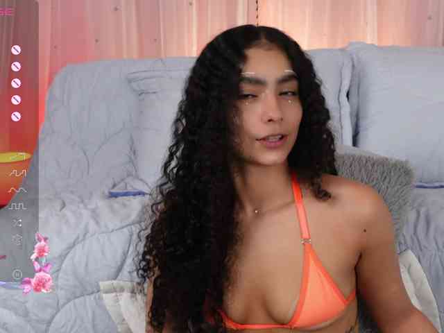 Модель: Victoria_Curly