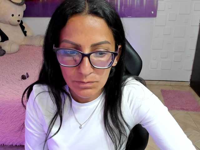 alma-blue live cam profile