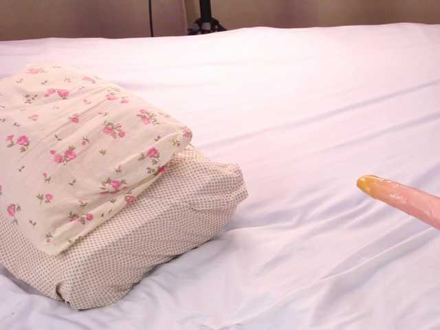 WetHanna's BongaCams show and profile