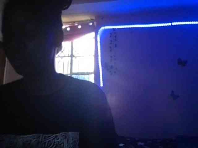Creamytoy Live Webcam on BongaCams