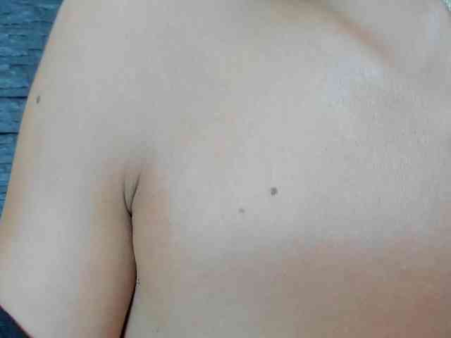 MissFrancesca webcam