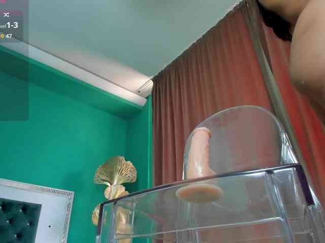 MissFrancesca webcam