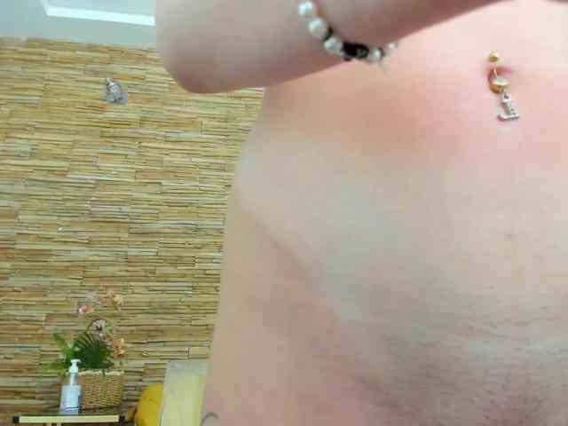 Sophie-Dr3am webcam