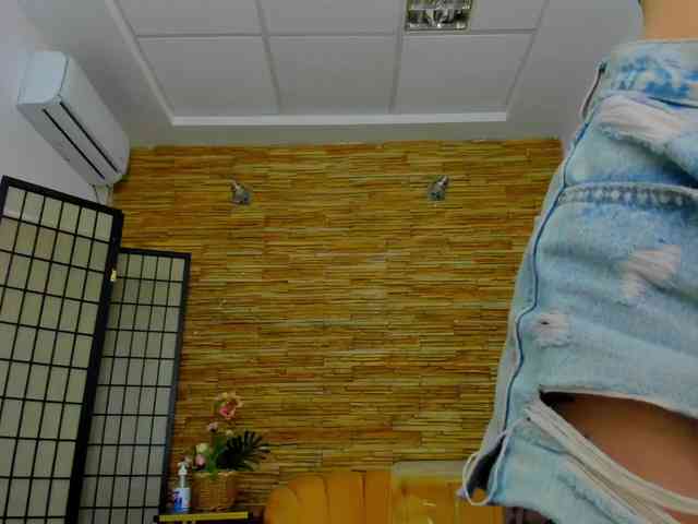 Sophie-Dr3am webcam