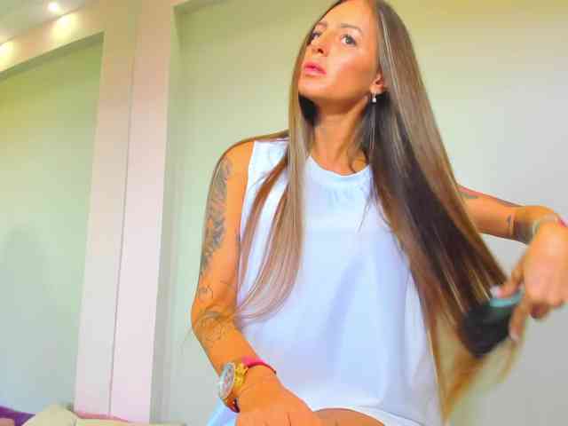 Maya-Hellen webcam