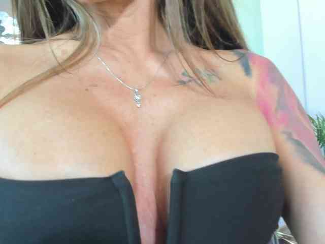 Maya-Hellen Maya-Hellen