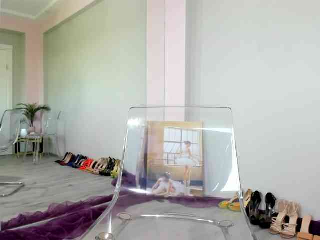 Maya-Hellen webcam