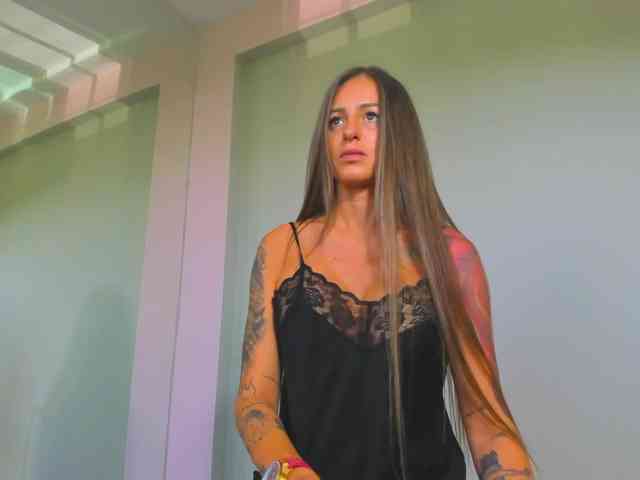 Maya-Hellen webcam