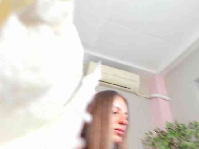 Maya-Hellen webcam