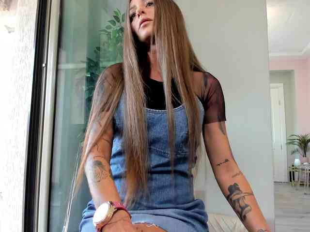 Maya-Hellen webcam