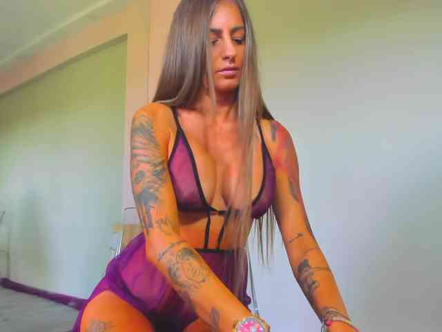 Maya-Hellen webcam