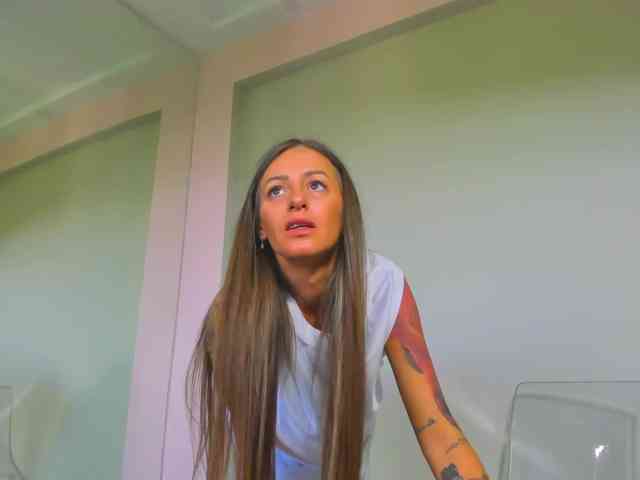 Maya-Hellen webcam