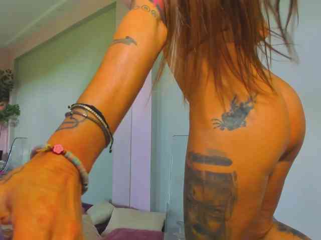 Maya-Hellen webcam