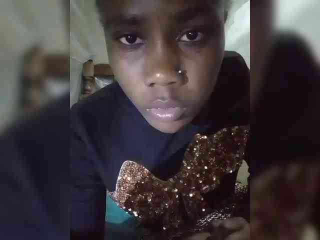 queencharry22 webcam