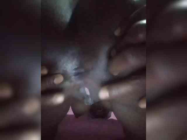 queencharry22 webcam