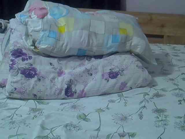 queencharry22 webcam