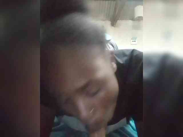 queencharry22 webcam