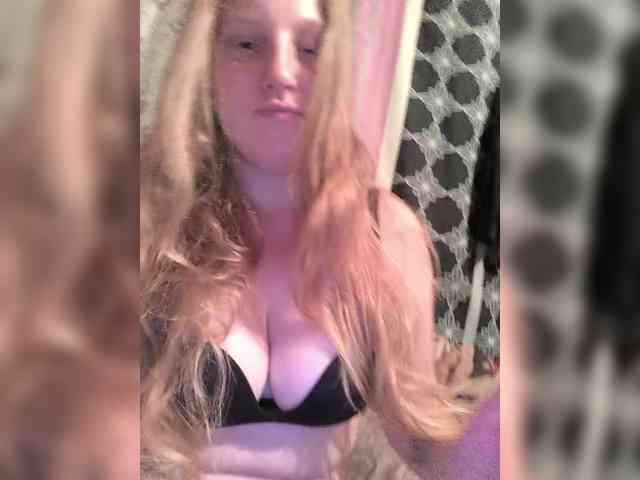 FoxtheCobra Live Webcam on BongaCams