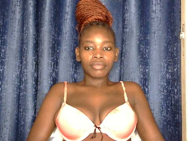 Sweet-ebony5 webcam bongacams model stream image