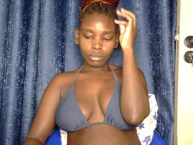 Sweet-ebony5 webcam