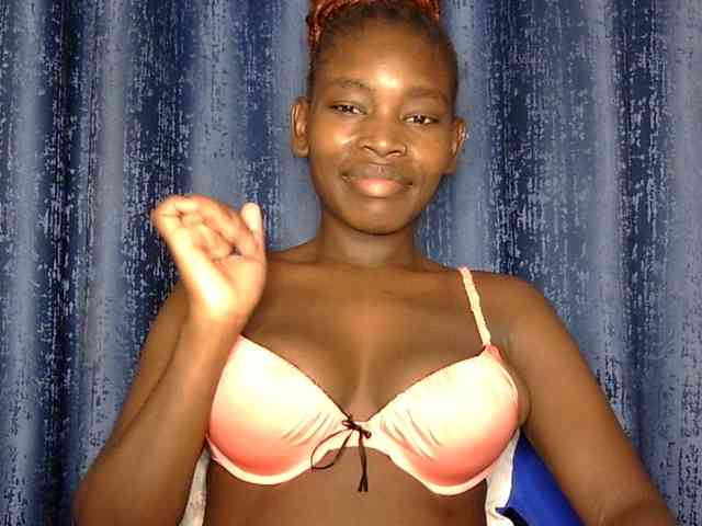 Sweet-ebony5 webcam