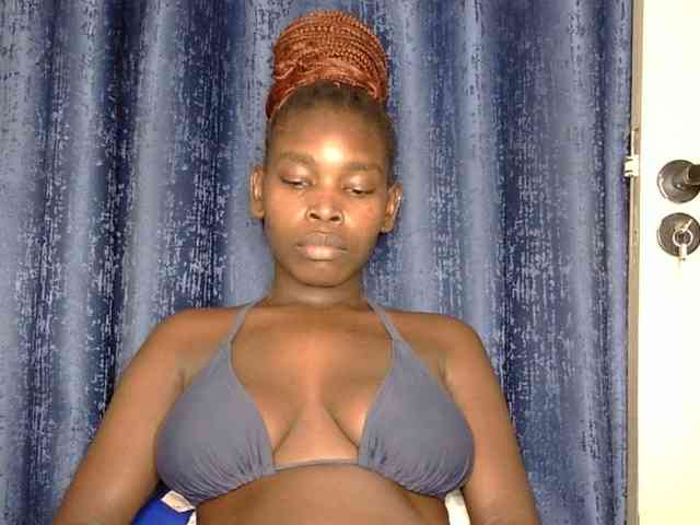 Sweet-ebony5 webcam
