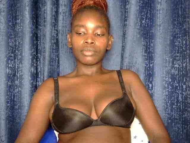 Sweet-ebony5 webcam
