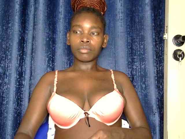 Sweet-ebony5 webcam