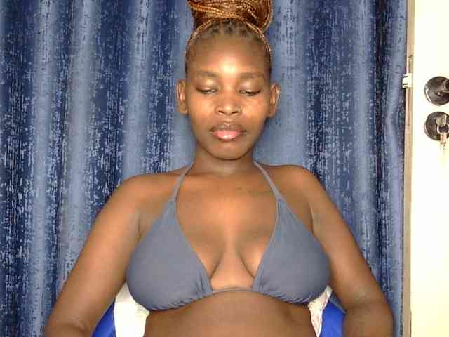 Sweet-ebony5 webcam