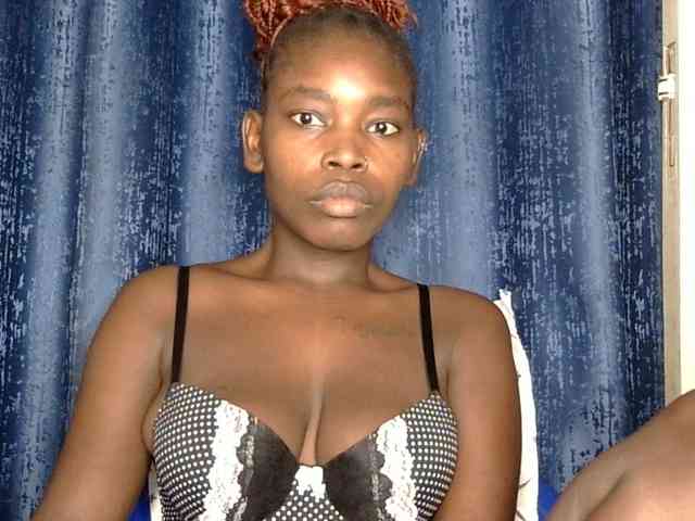 Sweet-ebony5 webcam